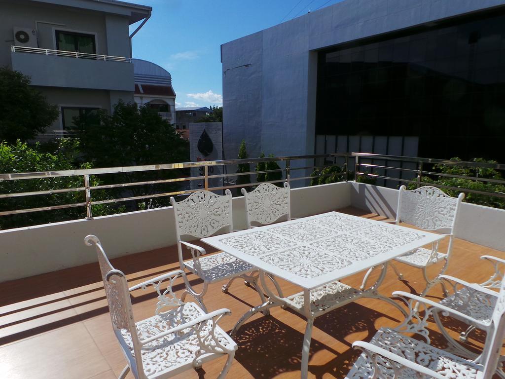 Soho Boutique Hotel Tak Exterior foto
